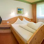 Appartementhaus Pinnisblick Neustift im Stubaital