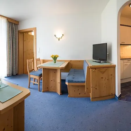 Appartementhaus Pinnisblick Neustift im Stubaital