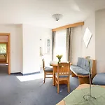 Appartementhaus Pinnisblick Нойштифт-им-Штубайталь
